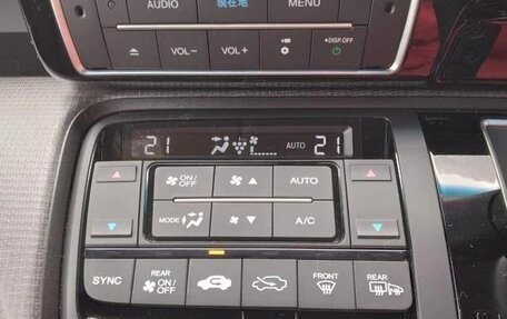 Honda Stepwgn IV, 2021 год, 1 870 000 рублей, 24 фотография