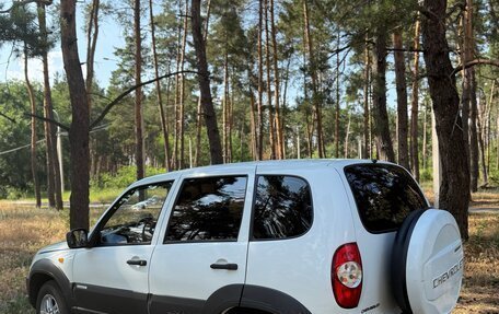 Chevrolet Niva I рестайлинг, 2014 год, 575 000 рублей, 5 фотография