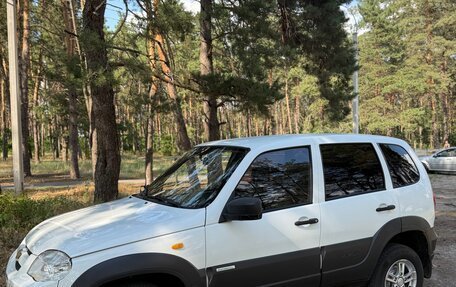 Chevrolet Niva I рестайлинг, 2014 год, 575 000 рублей, 4 фотография