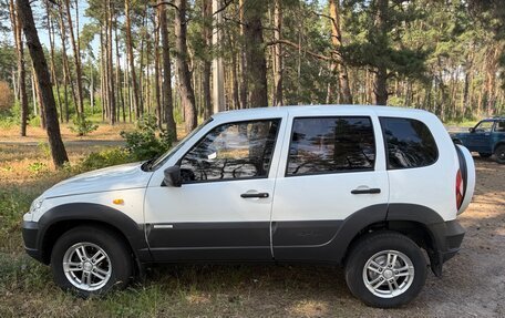 Chevrolet Niva I рестайлинг, 2014 год, 575 000 рублей, 11 фотография
