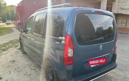 Peugeot Partner II рестайлинг 2, 2011 год, 580 000 рублей, 3 фотография