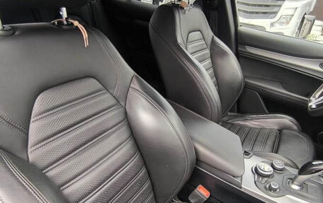Alfa Romeo Stelvio, 2019 год, 2 928 000 рублей, 5 фотография