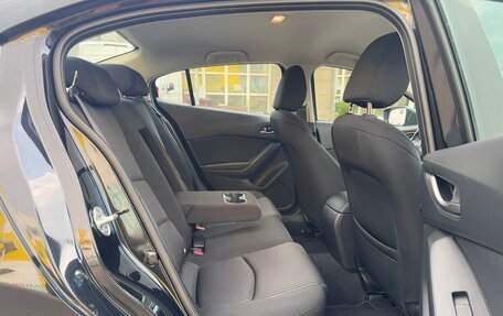 Mazda 3, 2015 год, 1 460 000 рублей, 26 фотография