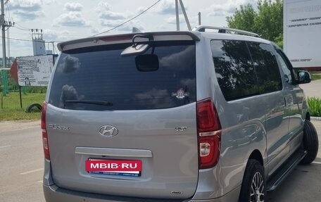 Hyundai Grand Starex Grand Starex I рестайлинг 2, 2020 год, 3 900 000 рублей, 4 фотография