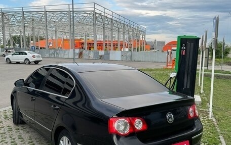 Volkswagen Passat B6, 2005 год, 545 000 рублей, 20 фотография
