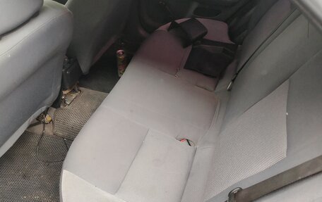 Nissan Almera, 2005 год, 270 000 рублей, 10 фотография