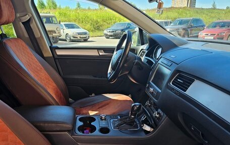 Volkswagen Touareg III, 2010 год, 1 190 000 рублей, 5 фотография