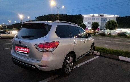 Nissan Pathfinder, 2014 год, 2 100 000 рублей, 2 фотография