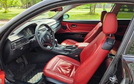 BMW 3 серия, 2008 год, 1 800 000 рублей, 10 фотография