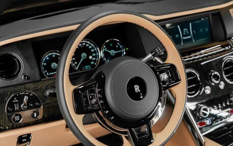 Rolls-Royce Cullinan, 2024 год, 54 167 000 рублей, 14 фотография