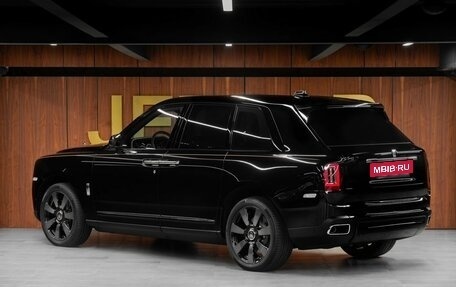 Rolls-Royce Cullinan, 2024 год, 54 167 000 рублей, 8 фотография