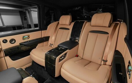 Rolls-Royce Cullinan, 2024 год, 54 167 000 рублей, 29 фотография