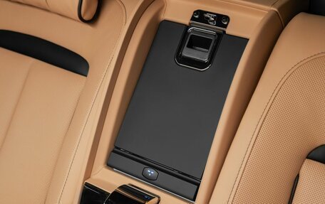 Rolls-Royce Cullinan, 2024 год, 54 167 000 рублей, 30 фотография