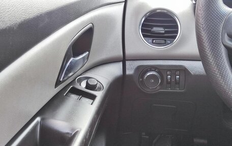 Chevrolet Cruze II, 2012 год, 761 000 рублей, 10 фотография