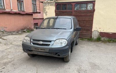 Chevrolet Niva I рестайлинг, 2010 год, 320 000 рублей, 1 фотография
