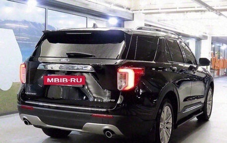 Ford Explorer VI, 2021 год, 3 438 000 рублей, 4 фотография