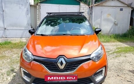 Renault Kaptur I рестайлинг, 2017 год, 1 400 000 рублей, 4 фотография