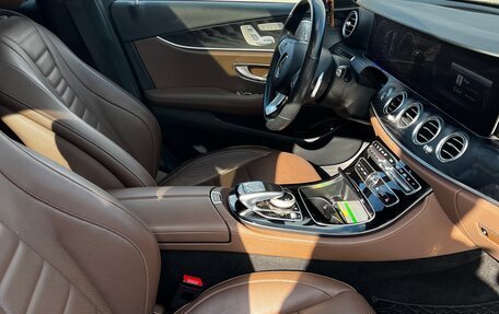 Mercedes-Benz E-Класс, 2018 год, 3 800 000 рублей, 12 фотография
