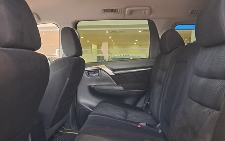Mitsubishi Pajero Sport III рестайлинг, 2018 год, 2 732 000 рублей, 12 фотография