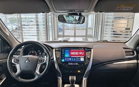 Mitsubishi Pajero Sport III рестайлинг, 2018 год, 2 732 000 рублей, 14 фотография