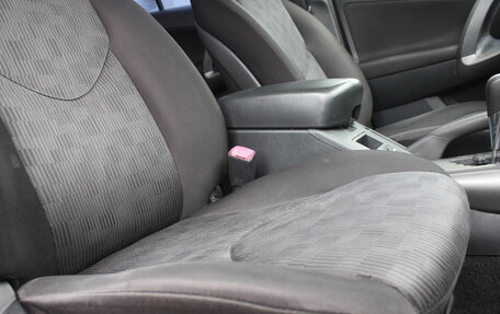 Toyota RAV4, 2011 год, 1 235 000 рублей, 14 фотография