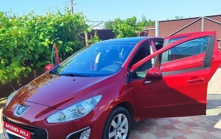 Peugeot 308 II, 2011 год, 650 000 рублей, 2 фотография