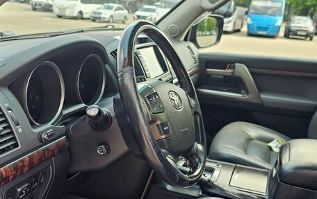 Toyota Land Cruiser 200, 2009 год, 2 560 000 рублей, 12 фотография