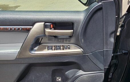 Toyota Land Cruiser 200, 2009 год, 2 560 000 рублей, 13 фотография