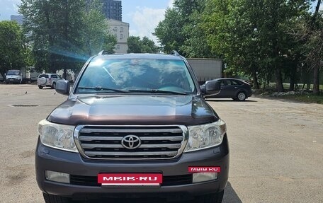 Toyota Land Cruiser 200, 2009 год, 2 560 000 рублей, 2 фотография