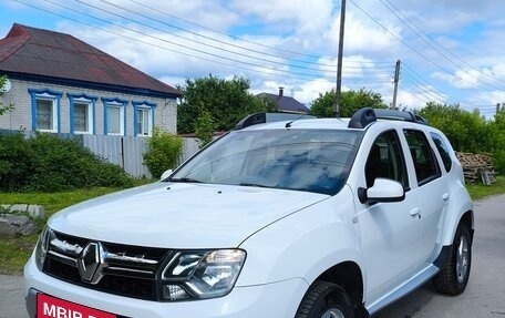 Renault Duster I рестайлинг, 2017 год, 1 040 000 рублей, 4 фотография