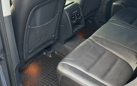 Volkswagen Touareg III, 2012 год, 2 470 000 рублей, 10 фотография