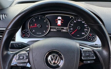 Volkswagen Touareg III, 2012 год, 2 470 000 рублей, 18 фотография