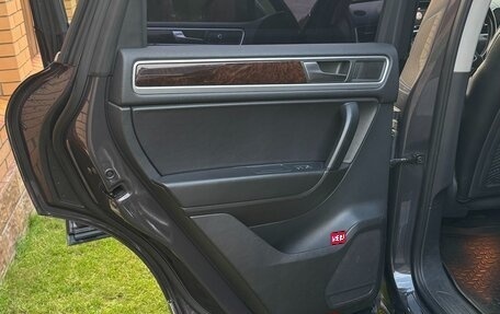 Volkswagen Touareg III, 2012 год, 2 470 000 рублей, 9 фотография