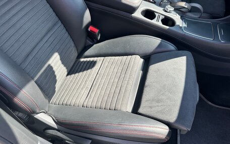 Mercedes-Benz GLA, 2017 год, 2 500 000 рублей, 11 фотография