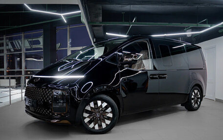 Hyundai Staria, 2022 год, 3 390 000 рублей, 1 фотография