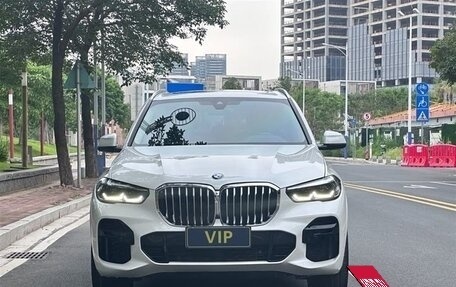 BMW X5, 2022 год, 5 300 000 рублей, 2 фотография