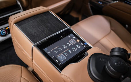 Land Rover Range Rover IV рестайлинг, 2025 год, 24 800 000 рублей, 29 фотография