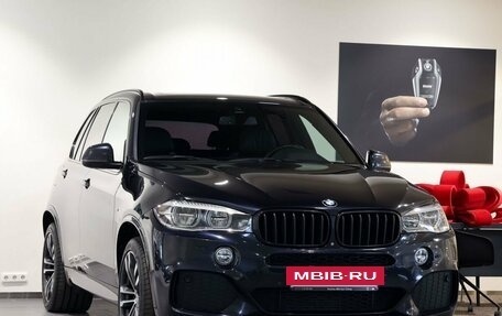 BMW X5, 2017 год, 4 250 000 рублей, 3 фотография