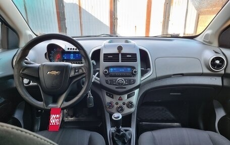 Chevrolet Aveo III, 2013 год, 665 000 рублей, 6 фотография