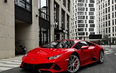 Lamborghini Huracán, 2022 год, 29 990 000 рублей, 4 фотография