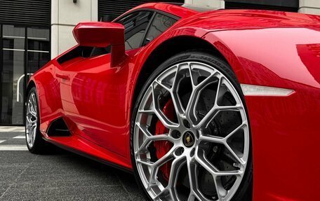 Lamborghini Huracán, 2022 год, 29 990 000 рублей, 7 фотография