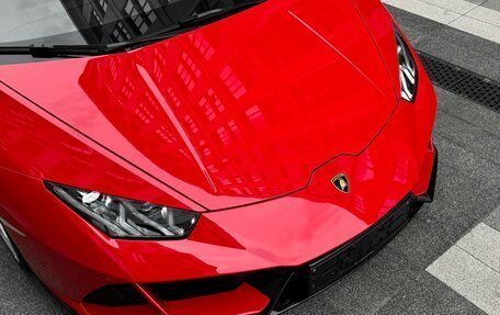 Lamborghini Huracán, 2022 год, 29 990 000 рублей, 14 фотография