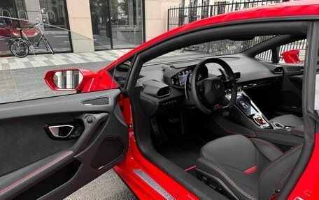 Lamborghini Huracán, 2022 год, 29 990 000 рублей, 16 фотография