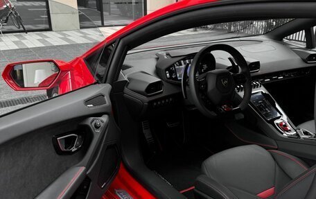 Lamborghini Huracán, 2022 год, 29 990 000 рублей, 27 фотография