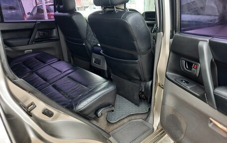 Mitsubishi Pajero III рестайлинг, 2002 год, 850 000 рублей, 20 фотография
