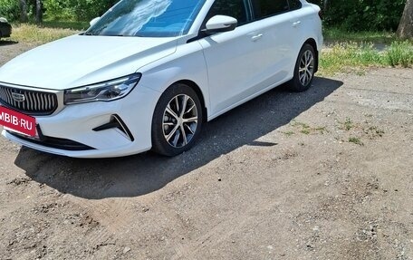 Geely Emgrand, 2024 год, 2 100 000 рублей, 7 фотография