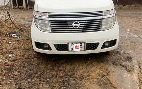Nissan Elgrand III, 2002 год, 1 150 000 рублей, 2 фотография