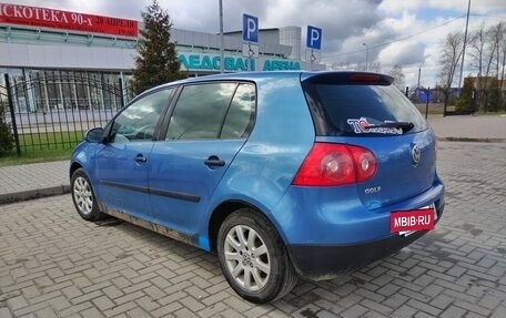 Volkswagen Golf V, 2003 год, 289 000 рублей, 3 фотография