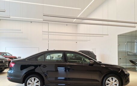 Volkswagen Jetta VI, 2011 год, 849 000 рублей, 8 фотография