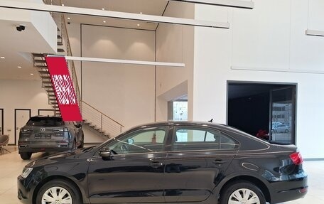 Volkswagen Jetta VI, 2011 год, 849 000 рублей, 4 фотография
